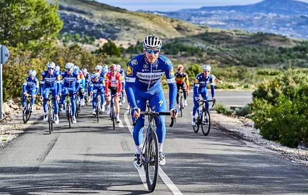title-sponsor-elite-cycling-team